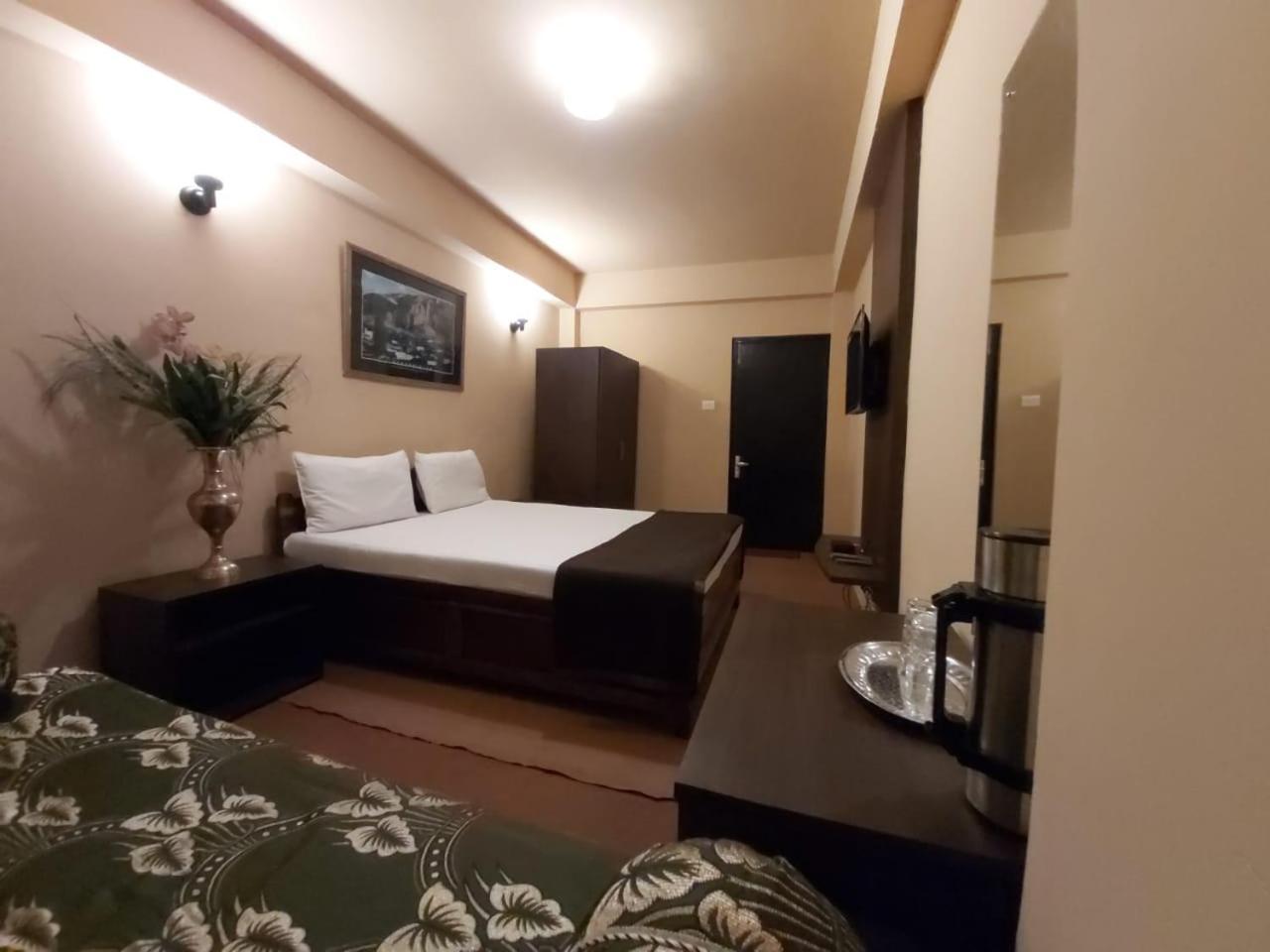 Marigold Manor Homestay Darjeeling  Buitenkant foto