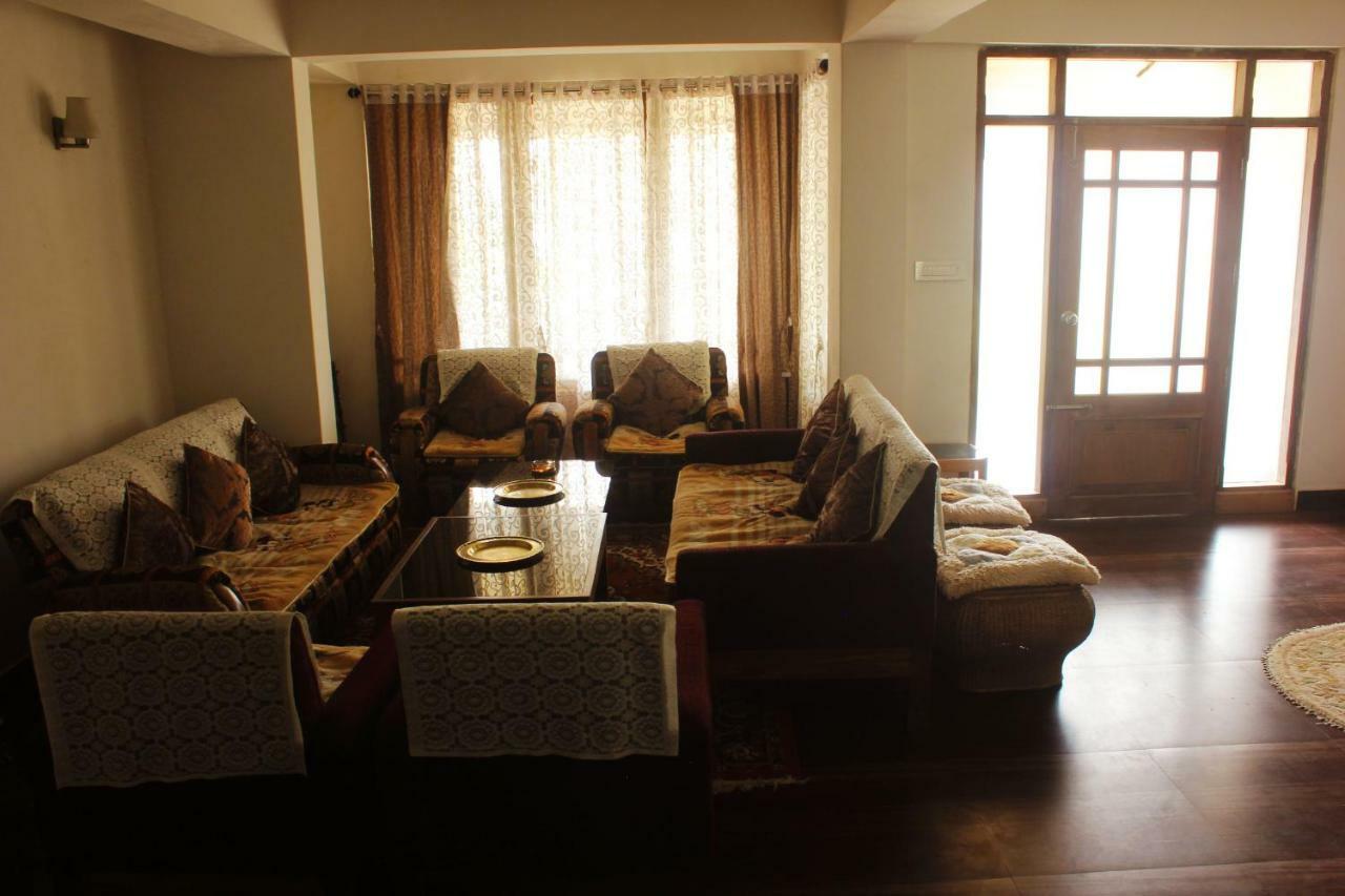 Marigold Manor Homestay Darjeeling  Buitenkant foto